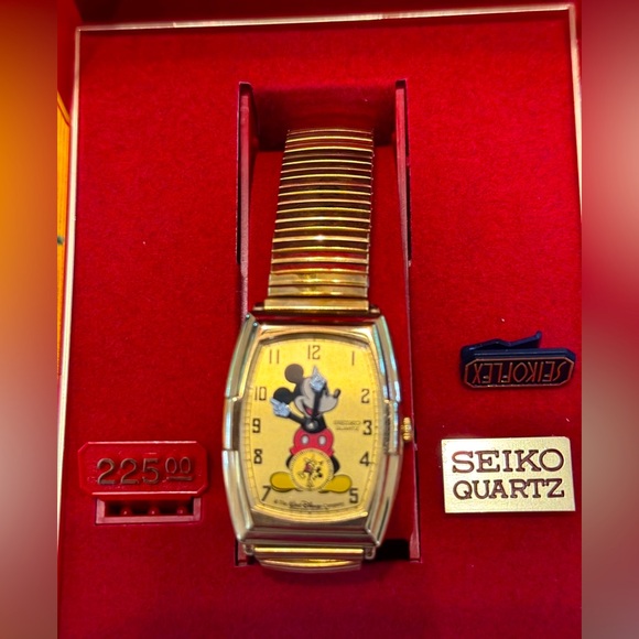 Seiko Other - Extremely Hard to Find NIB Vintage Mickey Mouse Seiko Watch Price is Firm
